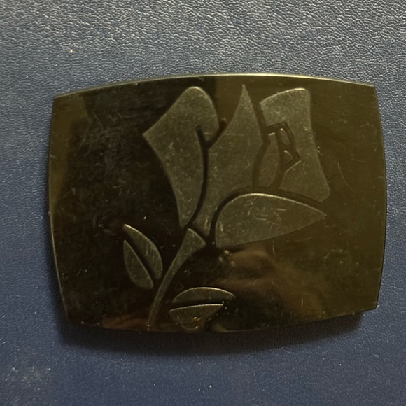 Lancome Blush Subtil Delicate Oil Free Powder Blush in The Shade APLUM - Picture 4 of 6